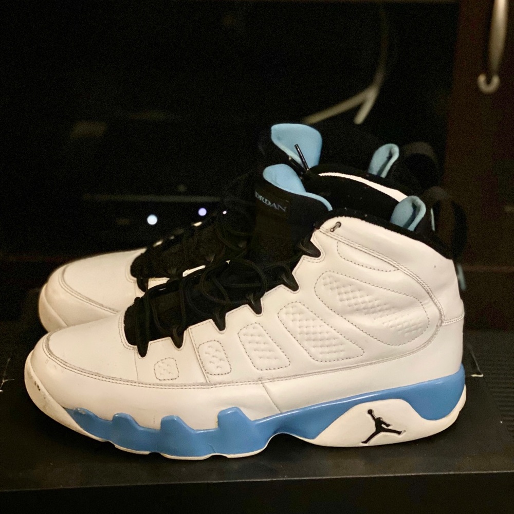 Air Jordan Retro Powder 9s